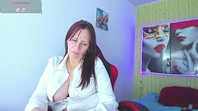 Chantalvedette's cam snapshot