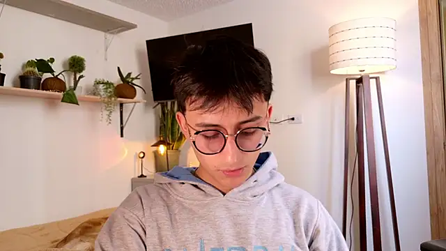 Mr_evan1's cam snapshot