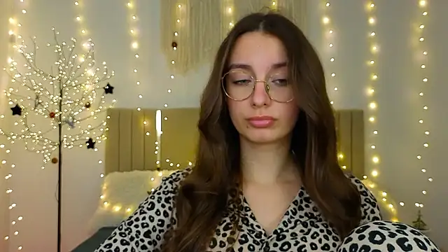 Real_cutie1's cam snapshot