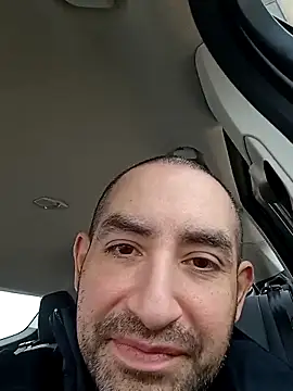 CumDumpPig83's cam snapshot