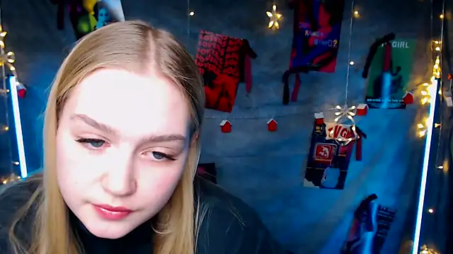 MademoiselleCl's cam snapshot