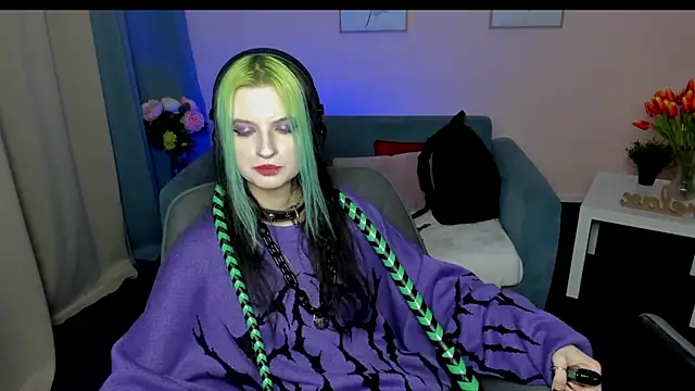 ToxicKittyy's cam snapshot