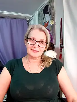 irinamaux live sex cam