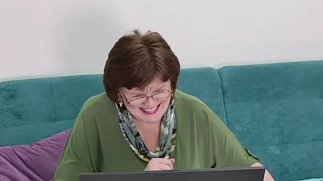 Sandra_Sunrise's cam snapshot