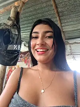 Sweed-virgin-pussy live sex cam