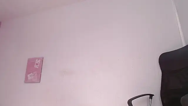 CarolineAikos's cam snapshot