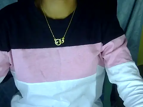 Khushi_v's cam snapshot