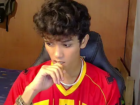 hugekenbigcock live sex cam