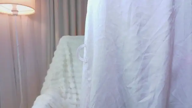 QueenZiii live sex cam