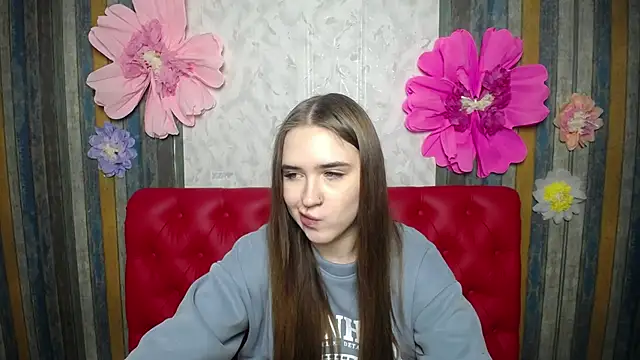 LauraHlot live sex cam