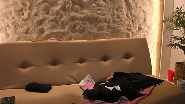 ainaah_ live sex cam