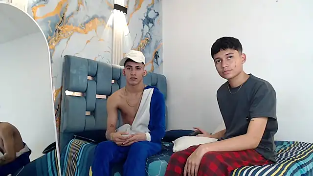 HORNY_PRETTY live sex cam