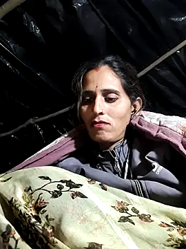 Bhavna8080's cam snapshot