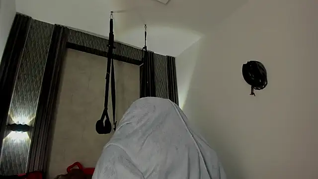 selene_red_'s cam snapshot