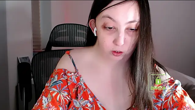 cute_and_hot's cam snapshot