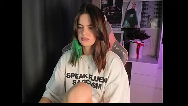 NikkieKitty's cam snapshot