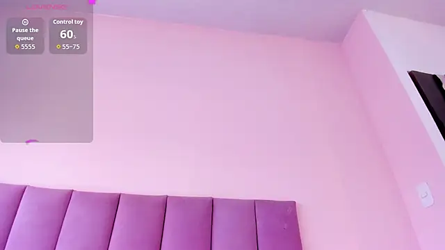 violet_myerrs's cam snapshot