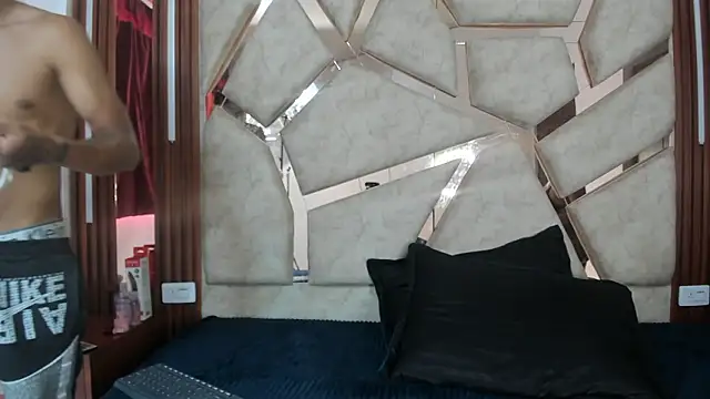 van_angel_'s cam snapshot