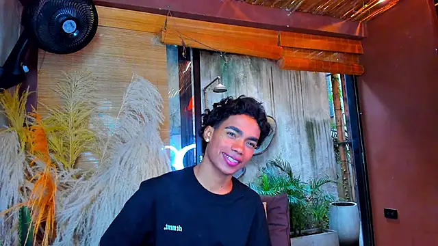 AlanCutee's cam snapshot