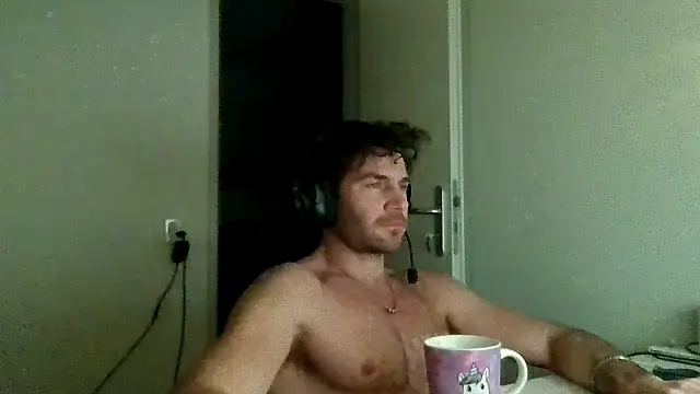 alpha-hunk's cam snapshot