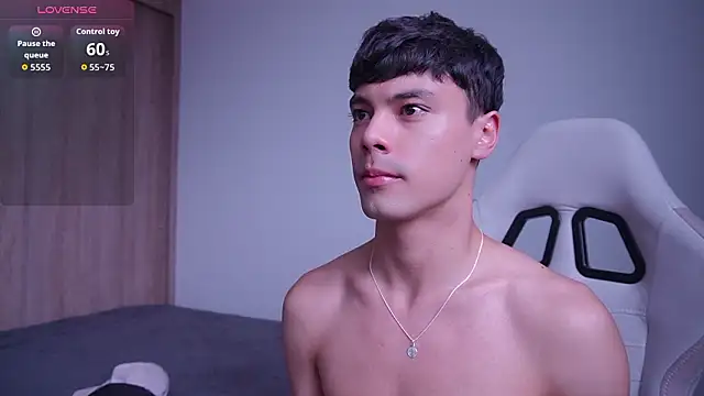 Dammon_Stallion live sex cam