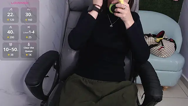 Skaller_james_a's cam snapshot