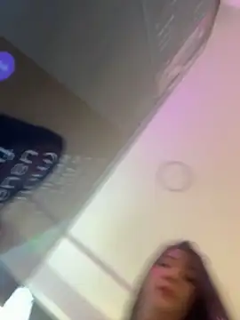 Hannahpradaa_ live sex cam