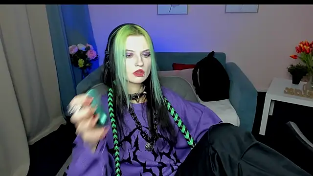 ToxicKittyy's cam snapshot