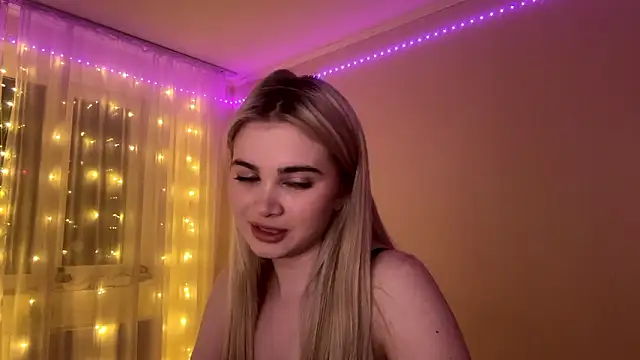 KariJarecke's cam snapshot