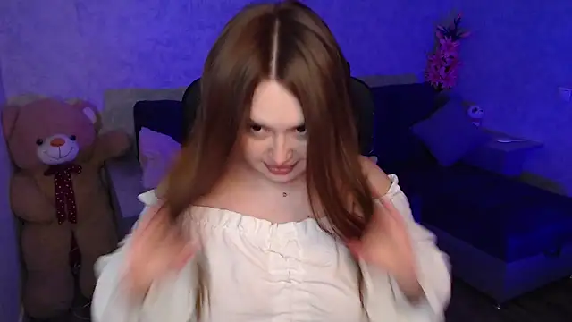 Lily_Allen_'s cam snapshot