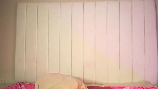 julieta_flower's cam snapshot