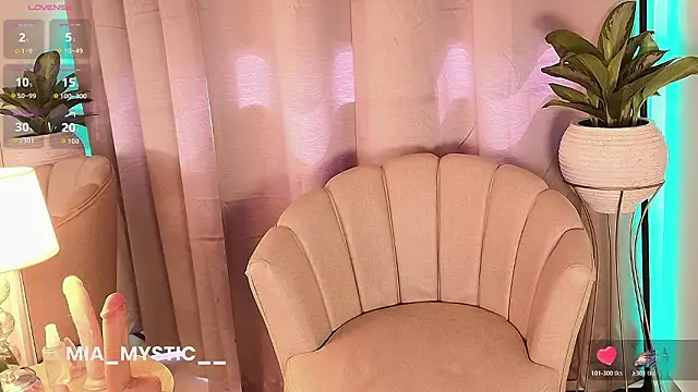 Mia_mystic_'s cam snapshot