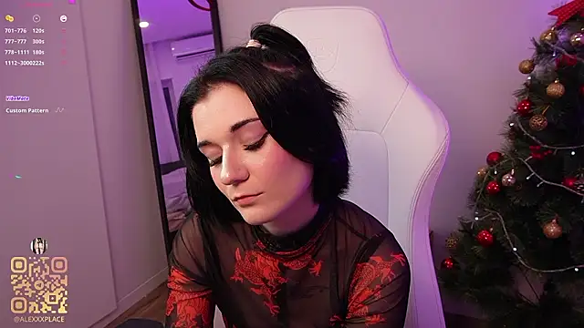 Lucy_Kitten's cam snapshot