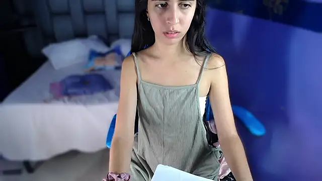 anna_alvarez's cam snapshot