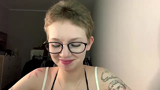 makeyousense's cam snapshot