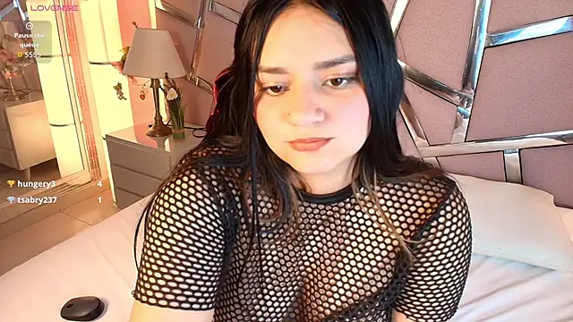 Nicollevsconttei's cam snapshot