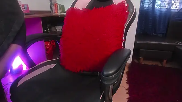 LiaTaylorr's cam snapshot