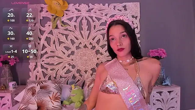 loraineblake's cam snapshot