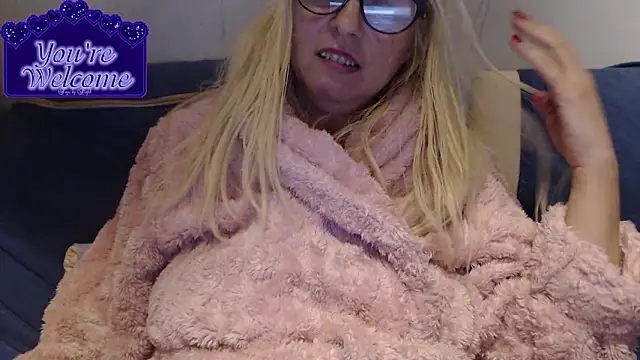 martachatte's cam snapshot