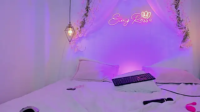 eimi_rosse18's cam snapshot