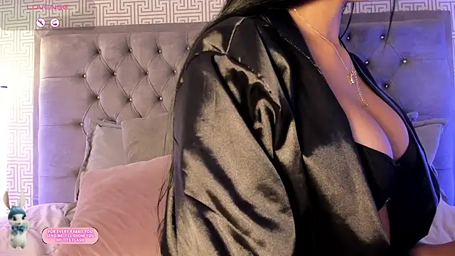 AriRobert_'s cam snapshot