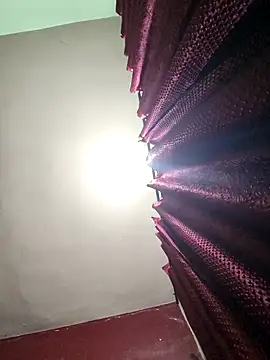 Eshwari_Chopra's cam snapshot