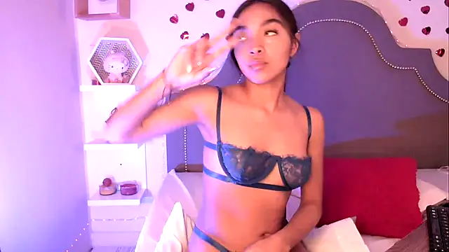 pocahontamoon's cam snapshot