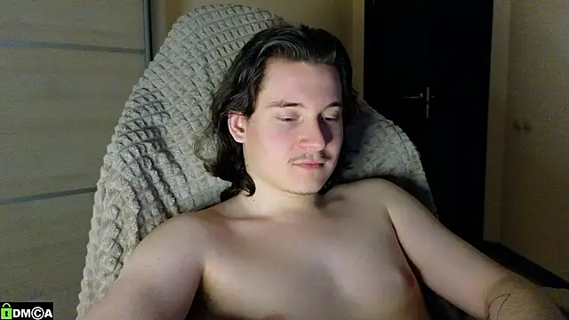 MoreRealAlex live sex cam