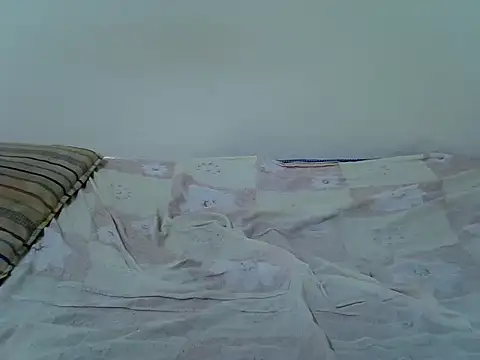 pretty_swirl's cam snapshot