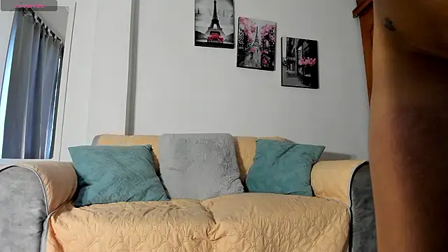 PauleteW10's cam snapshot