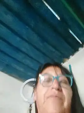 clarita_01's cam snapshot