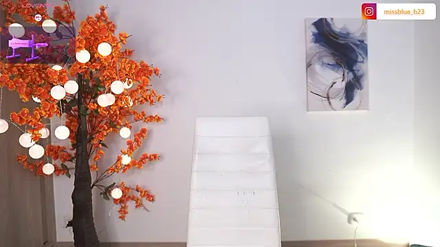 VictoriaHiill's cam snapshot