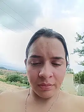 Julieth_hot-69's cam snapshot