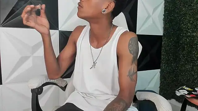 ManSant's cam snapshot